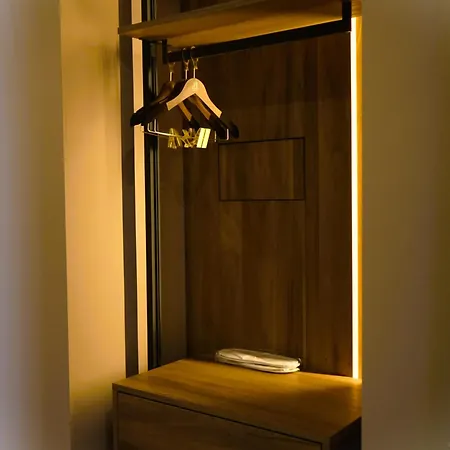 Arbnor Boutique 4* Tiran