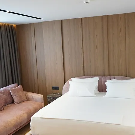 Arbnor Boutique 4*