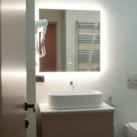 Arbnor Boutique Hotell 4*