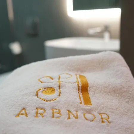 Arbnor Boutique 4*