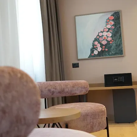 Arbnor Boutique 4* Tirana