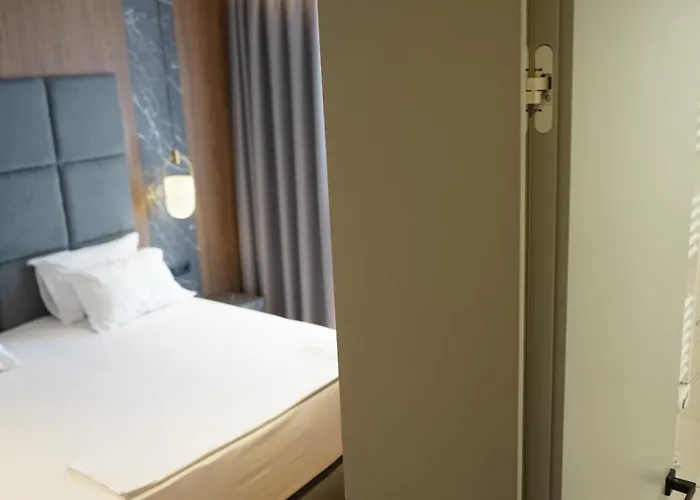 Arbnor Boutique 4* Tirana